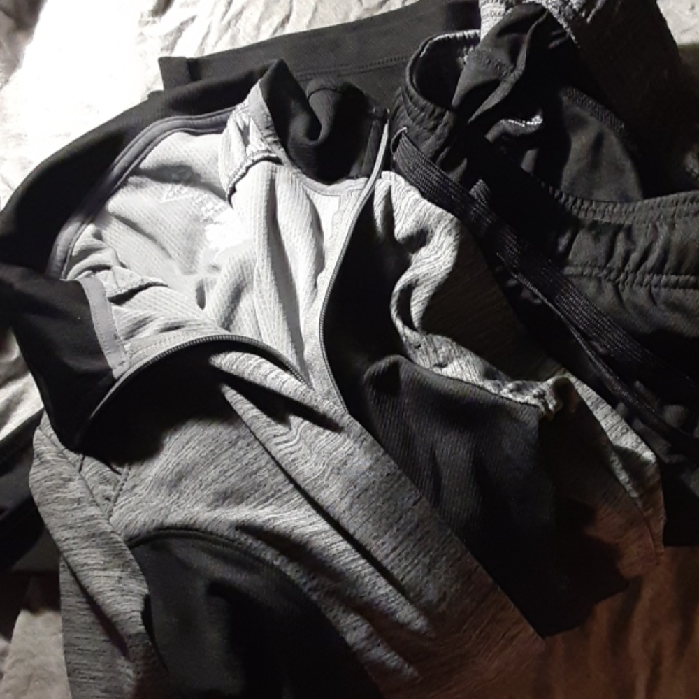 Quick dry active wear set